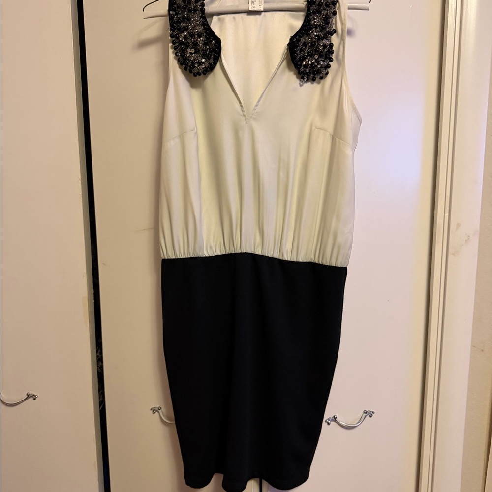 VENUS Black and Cream Mini Dress with Embellished Collar